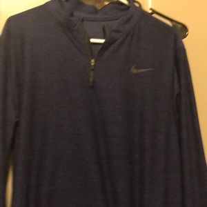 Men’s Nike shirt